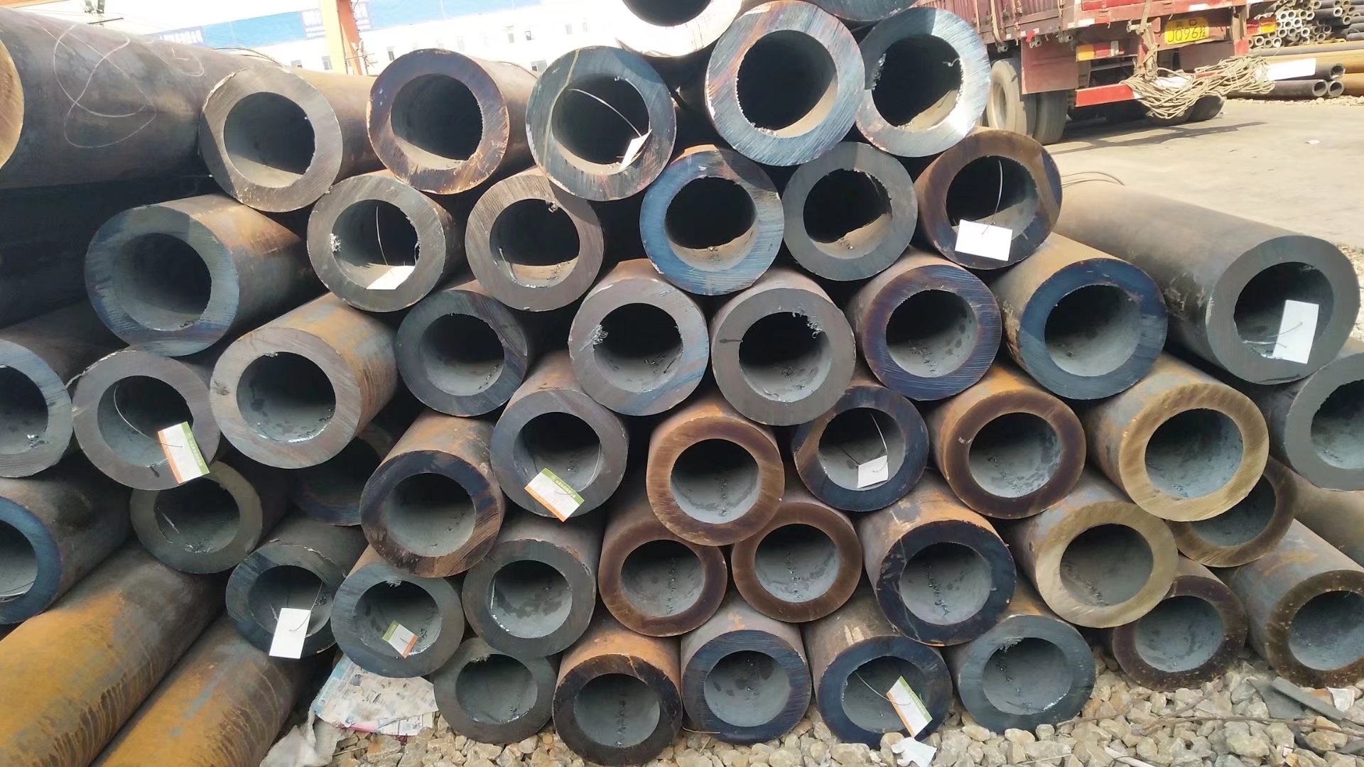 山東無(wú)縫鋼管廠(chǎng)提供機械加工用正火狀態(tài)無(wú)縫鋼管無(wú)縫管